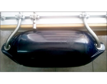 Soportes inox para fijar la Defensa en pantalán-finguer.- elevable